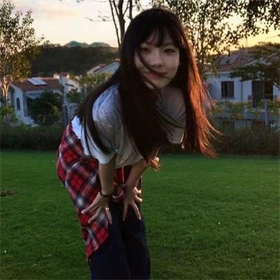 莉亚的7重人生海报